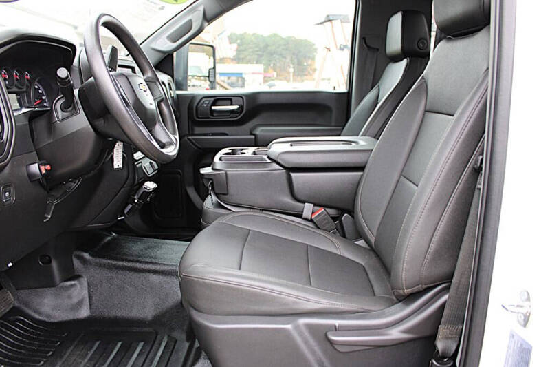 2023 Chevrolet Silverado 3500HD CC