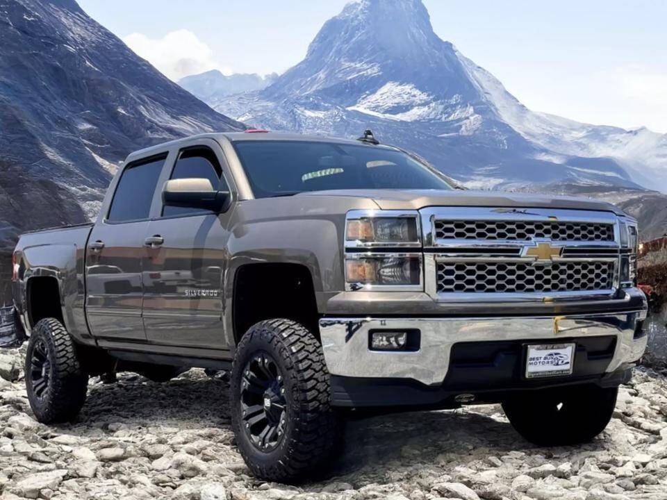 2015 Chevrolet Silverado 1500 for sale at Best Buy Motors in Signal Hill, CA