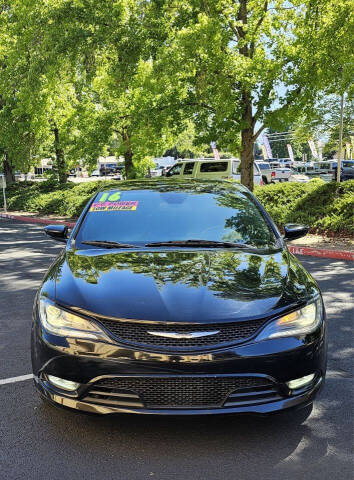 2016 Chrysler 200 S