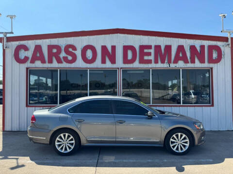 2012 Volkswagen Passat SEL Premium PZEV