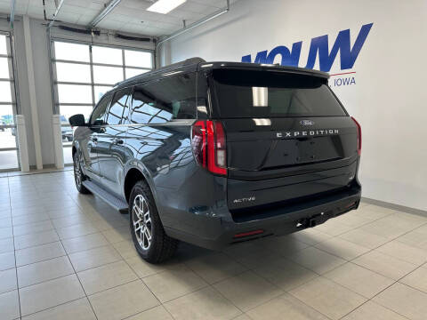 2026 Ford Expedition MAX Active