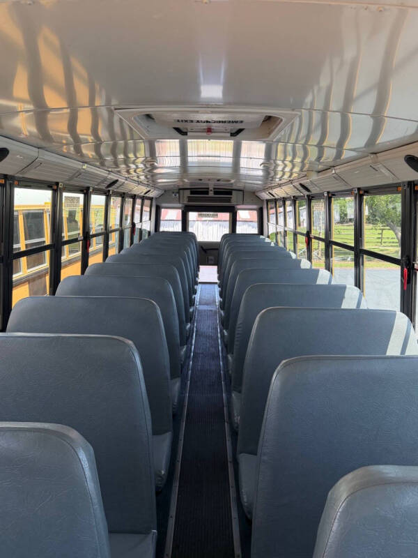 2016 Thomas Built Buses C2