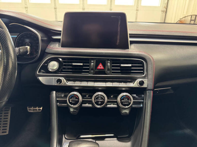 2019 Genesis G70 3.3T Advanced