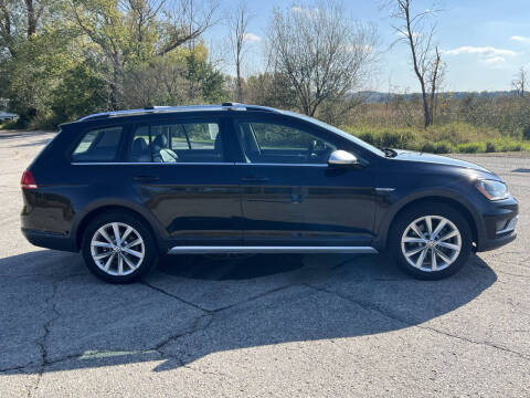 2017 Volkswagen Golf Alltrack TSI S 4Motion
