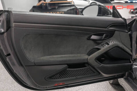 2023 Porsche 718 Cayman GT4 RS