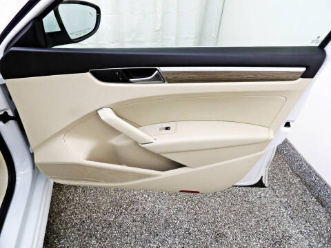 2018 Volkswagen Passat 2.0T SE