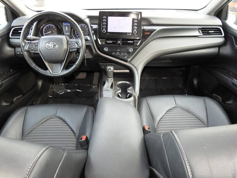 2021 Toyota Camry Sedan