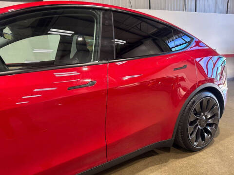 2023 Tesla Model Y Performance
