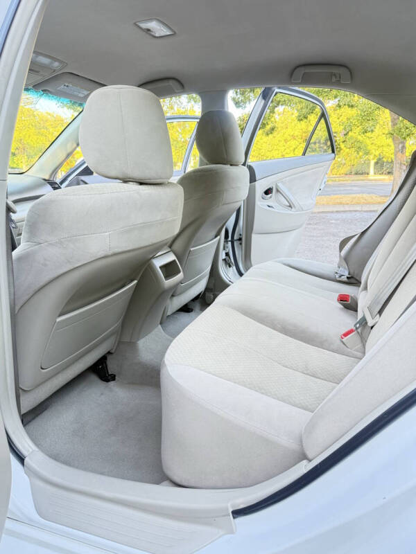 2009 Toyota Camry LE