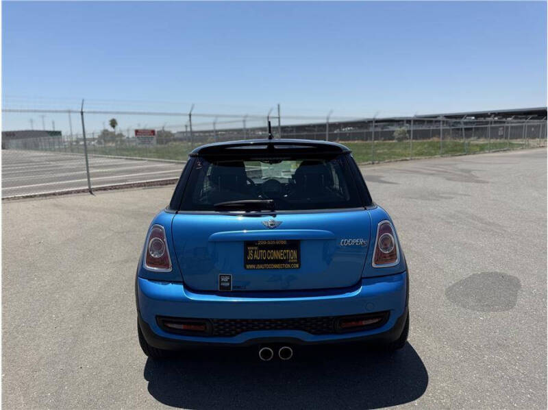 2011 MINI Cooper S