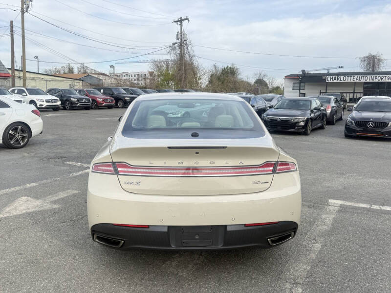 2016 Lincoln MKZ