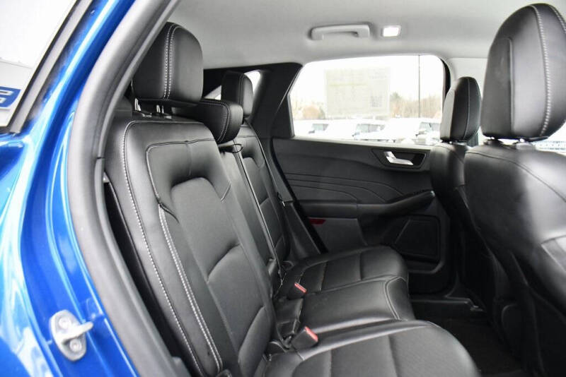 2022 Ford Escape Hybrid SEL