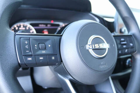 2022 Nissan Pathfinder S