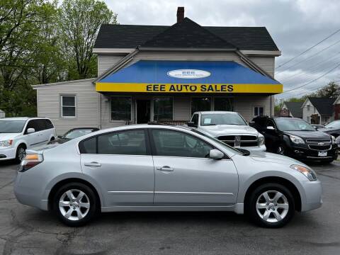 2008 Nissan Altima for sale at EEE AUTO SERVICES AND SALES LLC in Cincinnati OH