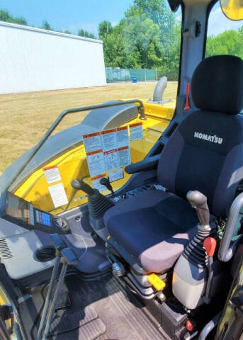 2021 Komatsu PC88MR-11