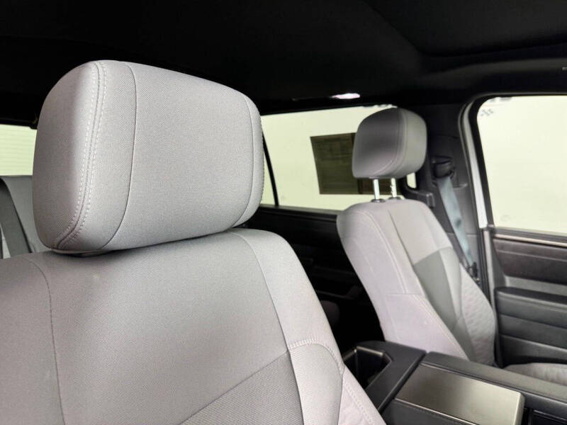 2025 Toyota Sequoia SR5