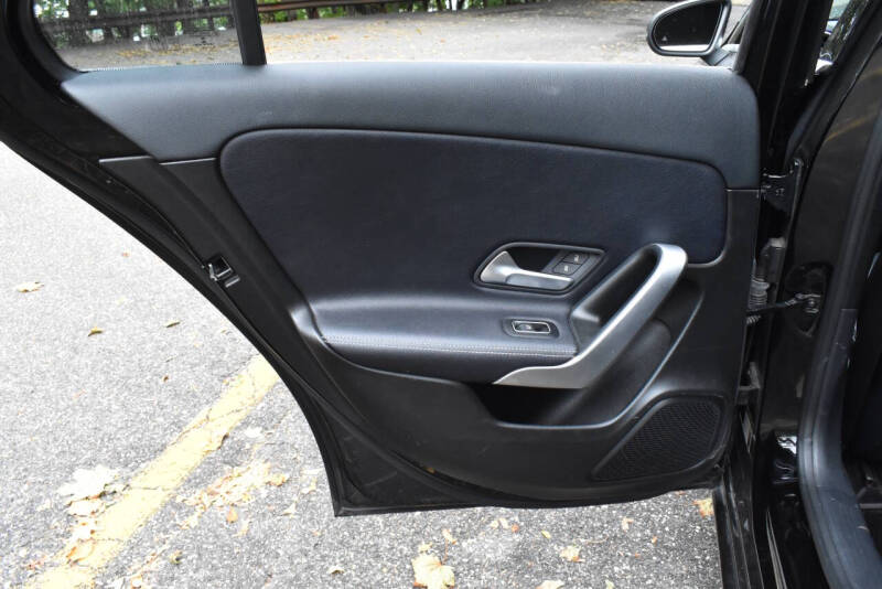 2020 Mercedes-Benz A-Class A 220 4MATIC