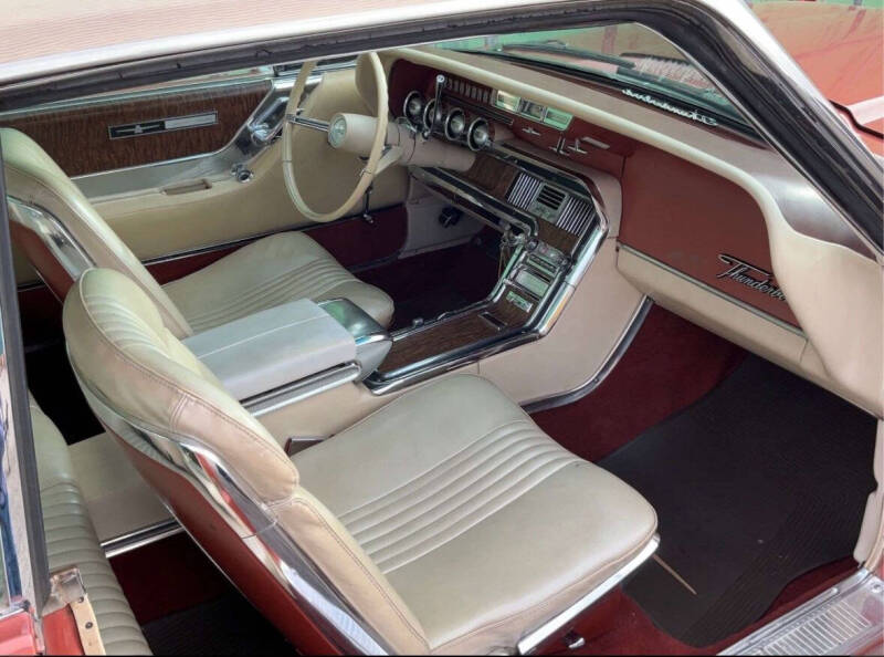 1965 Ford Thunderbird