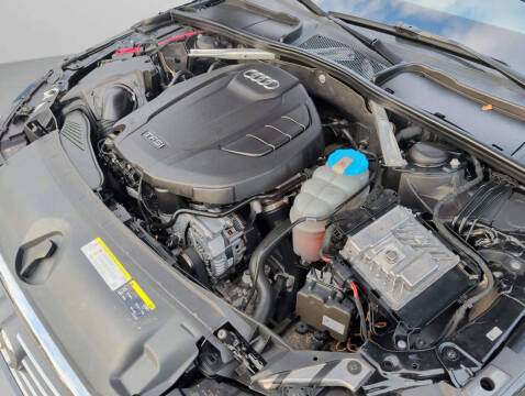 2017 Audi A4 2.0T quattro Premium Plus