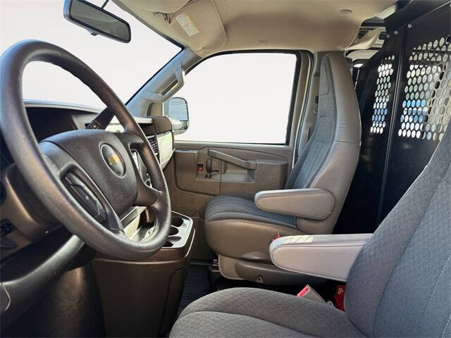 2024 Chevrolet Express 2500