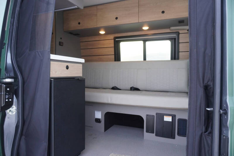 2025 Mercedes-Benz Sprinter