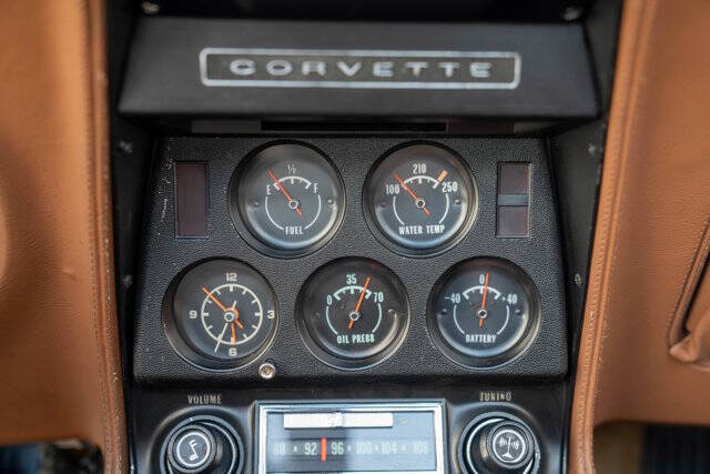1973 Chevrolet Corvette 33