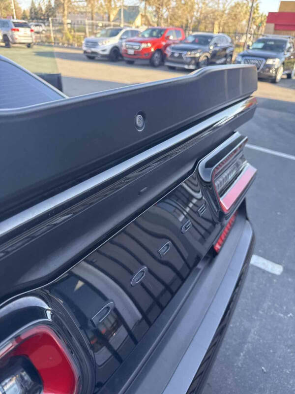 2021 Dodge Challenger SXT