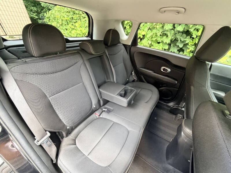 2014 Kia Soul +
