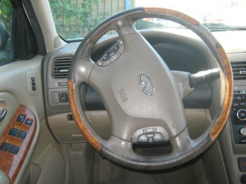 2002 Infiniti I35