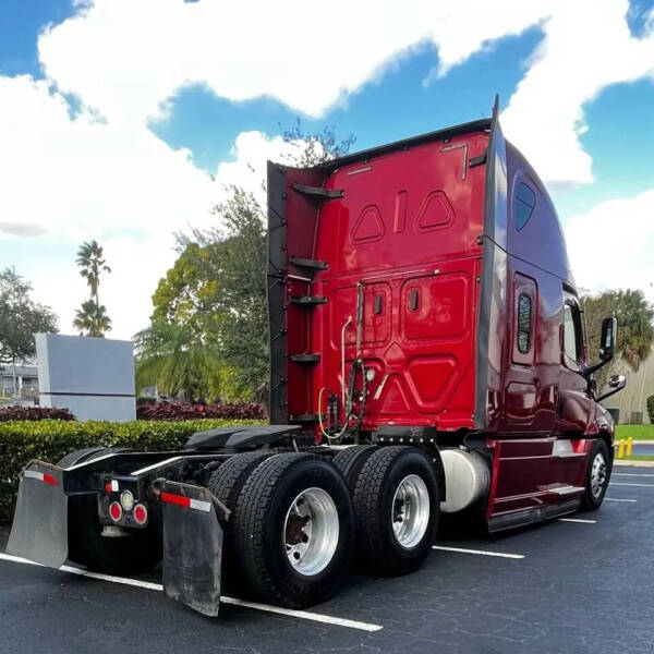 2021 Freightliner Cascadia