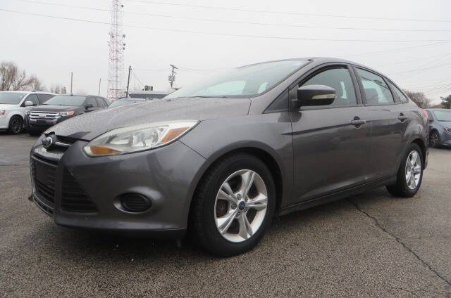 2014 Ford Focus SE photo 4