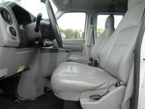 2011 Ford E-Series E-250