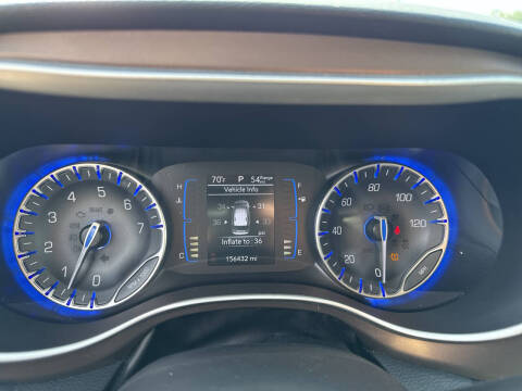 2017 Chrysler Pacifica Touring-L