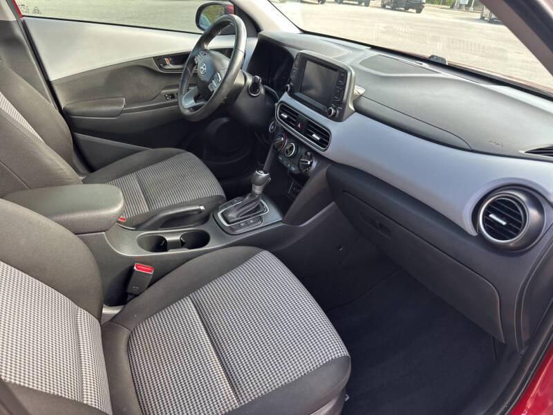 2021 Hyundai Kona SEL Plus