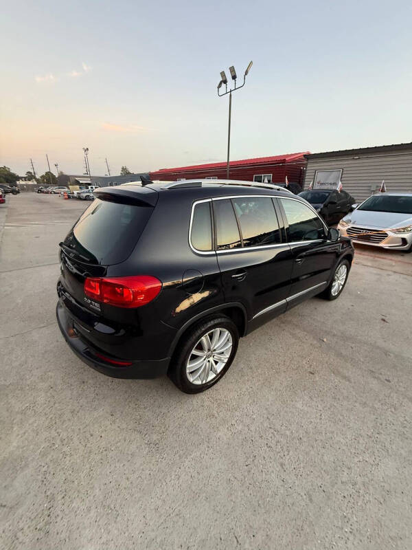 2013 Volkswagen Tiguan SE 4Motion