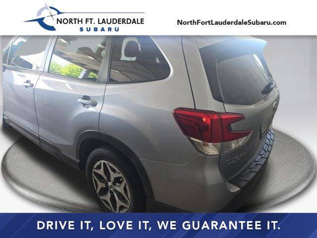 2022 Subaru Forester Premium