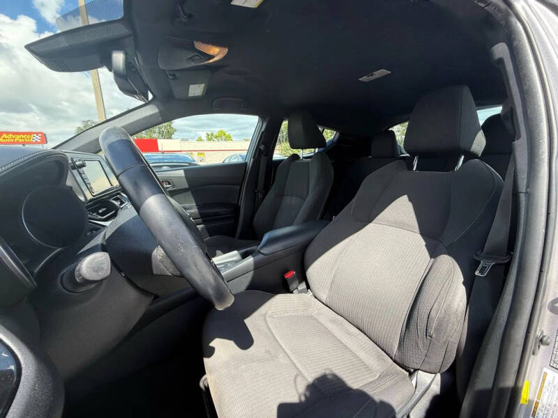 2018 Toyota C-HR XLE Premium