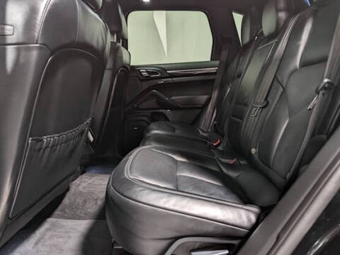 2016 Porsche Cayenne S