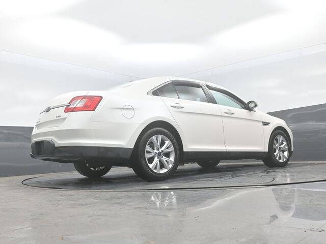 2011 Ford Taurus SEL
