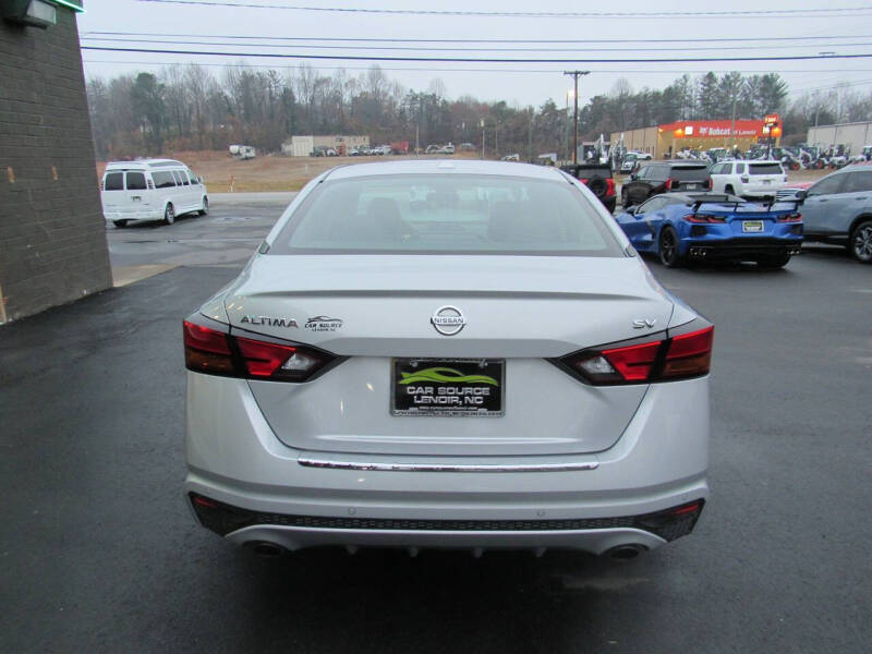 2022 Nissan Altima 2.5 SV