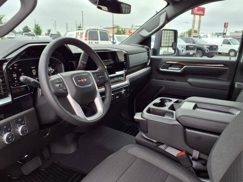 2025 GMC Sierra 2500HD