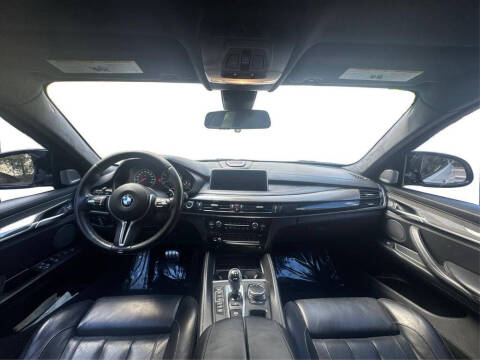 2017 BMW X6 M