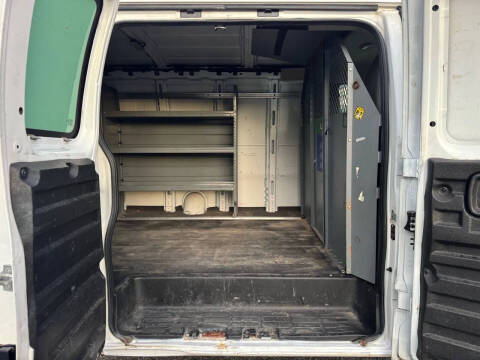 2017 Chevrolet Express 2500