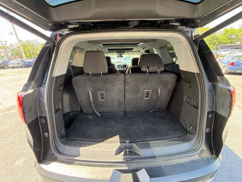 2017 GMC Acadia SLE-2