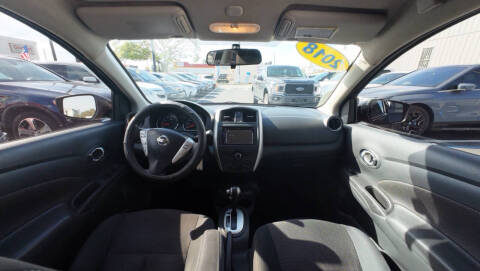 2018 Nissan Versa SV