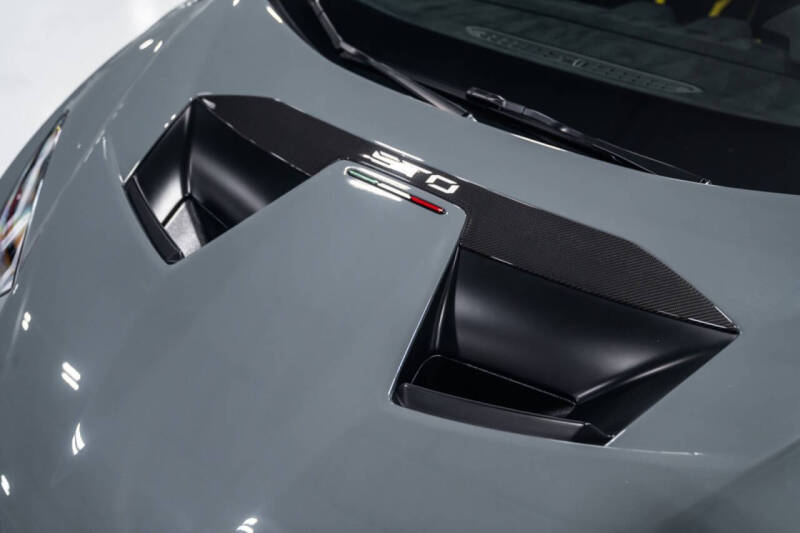 2023 Lamborghini Huracan STO