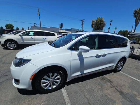 2019 Chrysler Pacifica Touring L