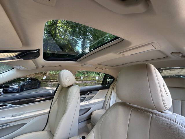 2018 BMW 7 Series 740i