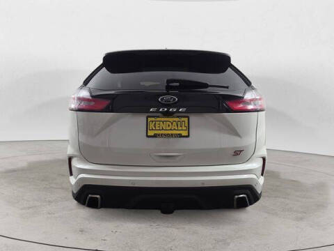 2022 Ford Edge ST