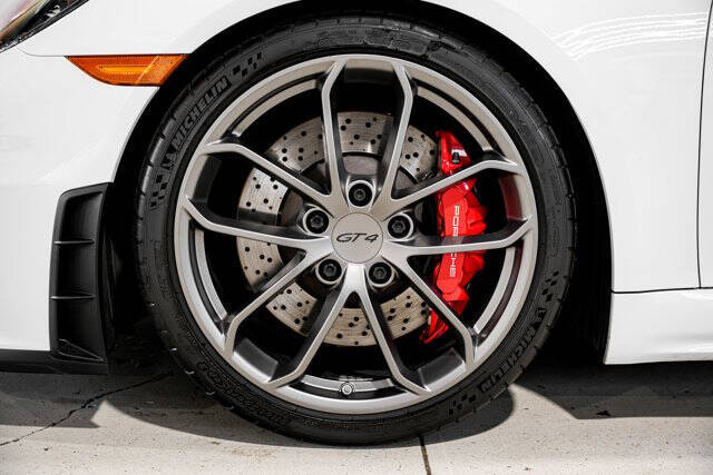 2020 Porsche 718 Cayman GT4